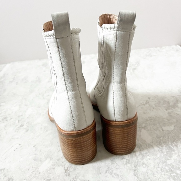 Anthropologie Silent D Naydo Chelsea Heel Boots 37 White Leather Southwestern - Picture 6 of 10